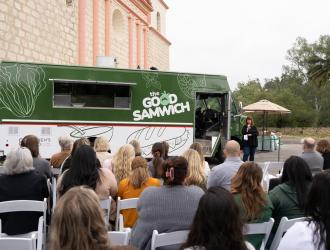 Good Samwich ribbon-cutting