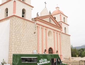 Good Samwich ribbon-cutting