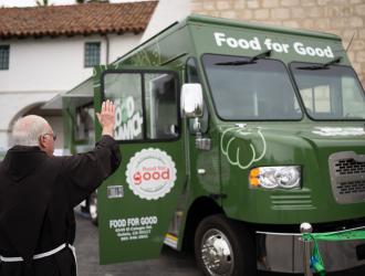 Good Samwich ribbon-cutting