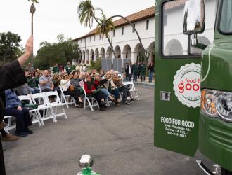 Good Samwich ribbon-cutting