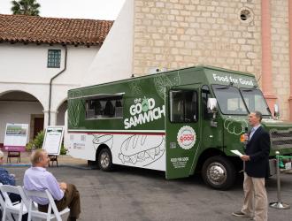 Good Samwich ribbon-cutting