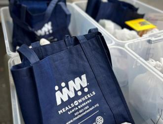 Meals on Wheels bags with meals